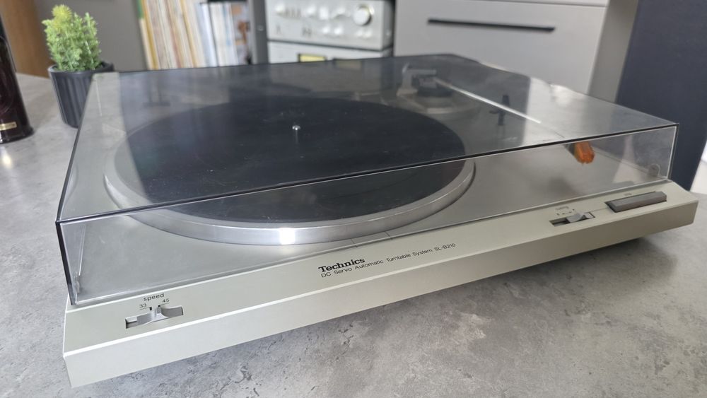 Technics SL-B210 – Японски автоматичен грамофон