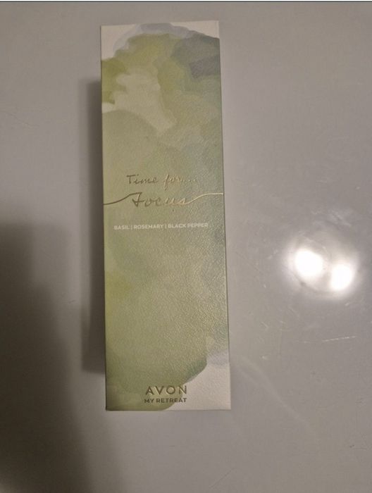 Difuzor cu betisoare parfumate Time for Focus, Avon, 70 ml