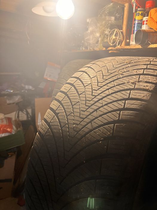 Гуми за джип 275/45/20. 6бр.
