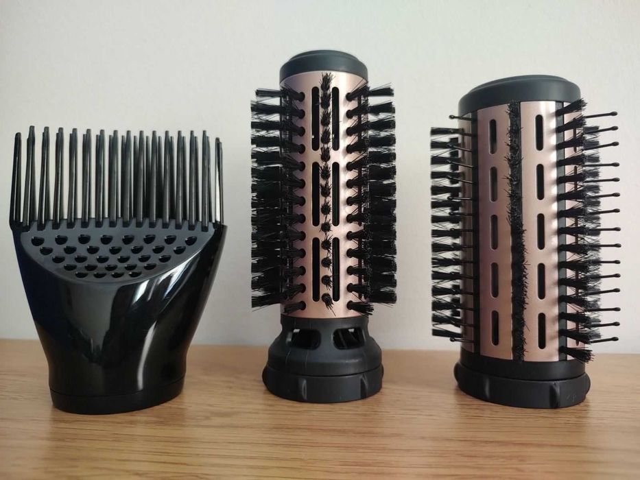 НОВА четка за сушене и стилизиране Remington AS8810 Keratin Protect