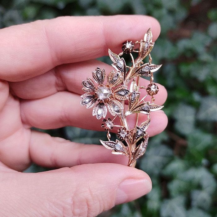 brosa antique, aur 18k, diamante, certif.