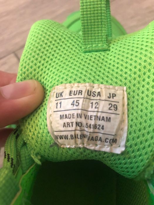Balenciaga neon,model deosebit Marimea 45