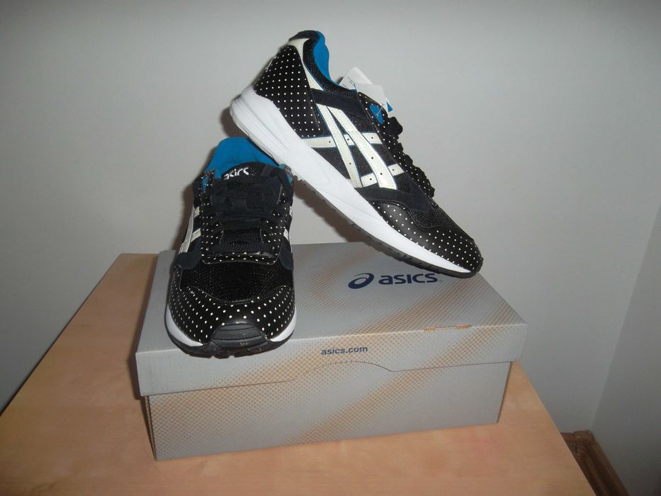 Adidasi Asics Mens Gel Saga Glow marimea 44 -LICHIDARE STOC-