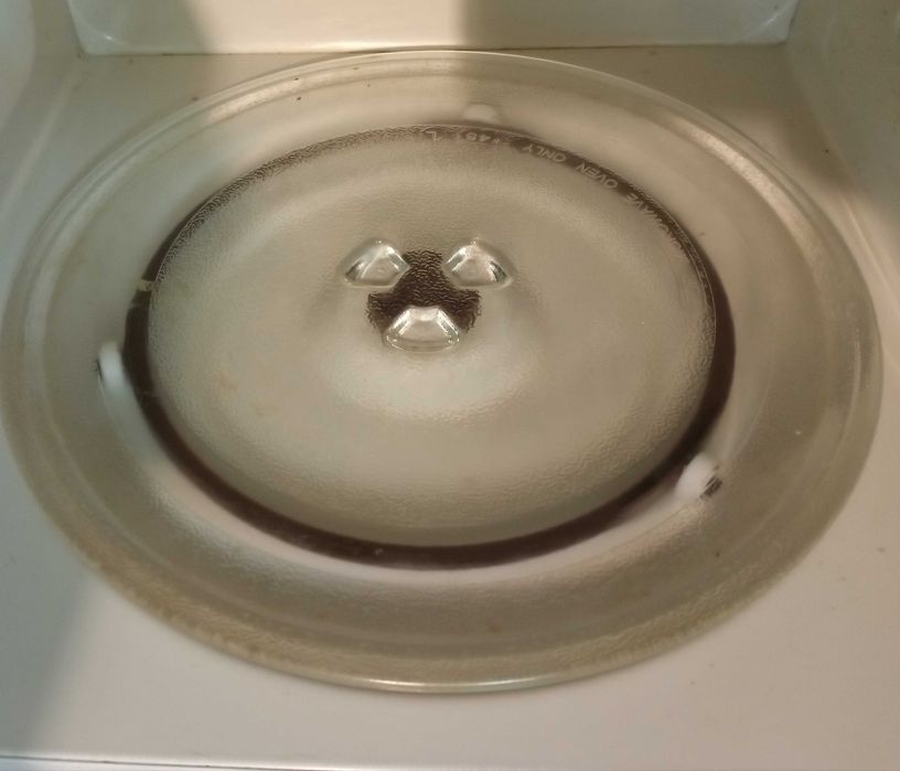 Микровълнова фурна CANDY с грил