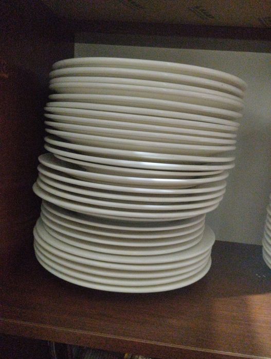 Пасуда ак тарелкалар