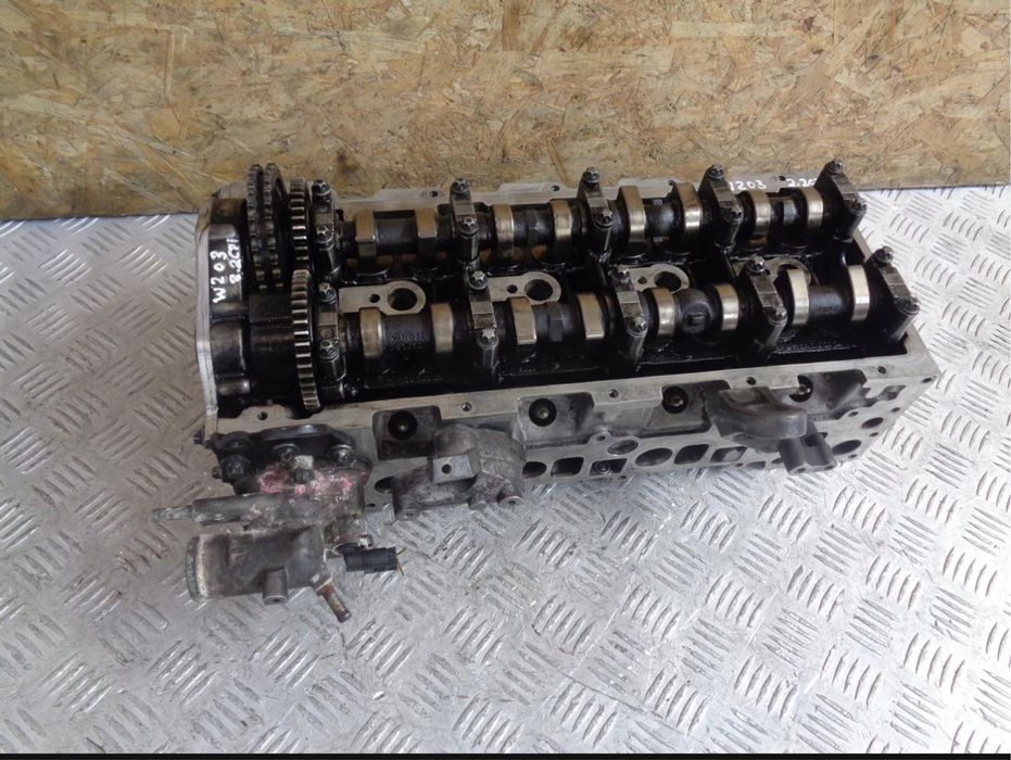 Глава за Mercedes 2.2 om611