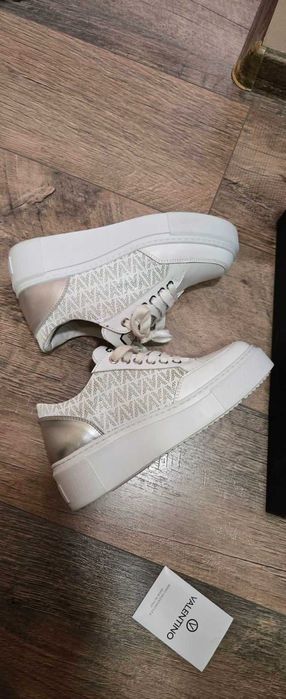Маратонки  Valentino 36