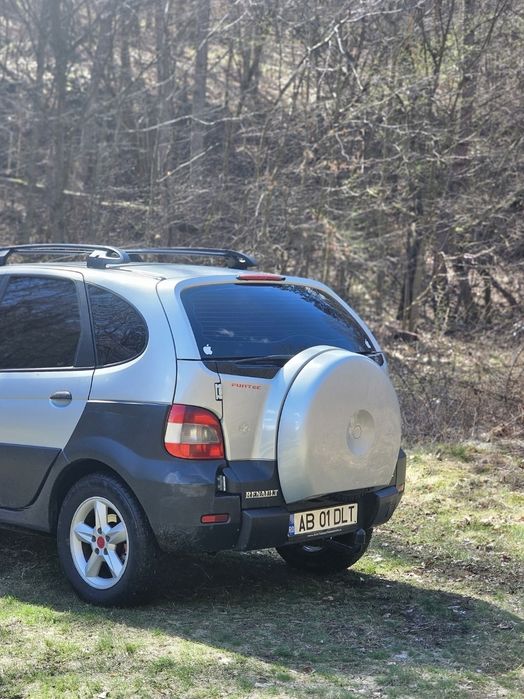 Renault Scenic RX4