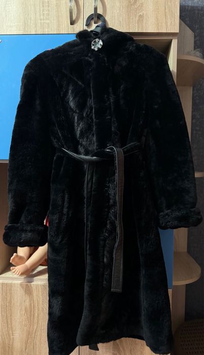 Продается натуральная шуба
