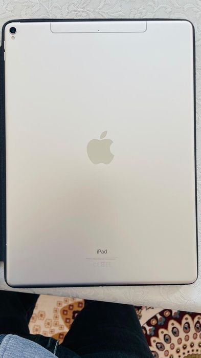 IPad және стилус қалам сатылымда