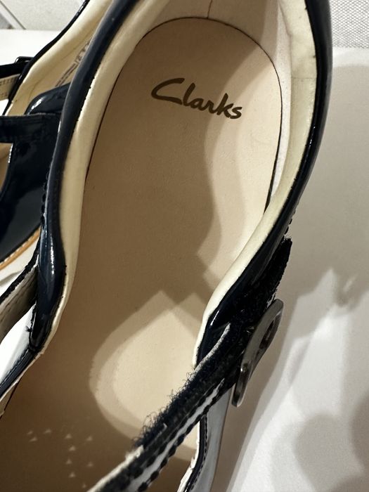 Туфли школьные новые