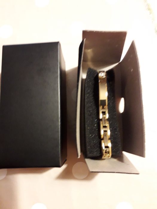 Ceas de damă cu cercei