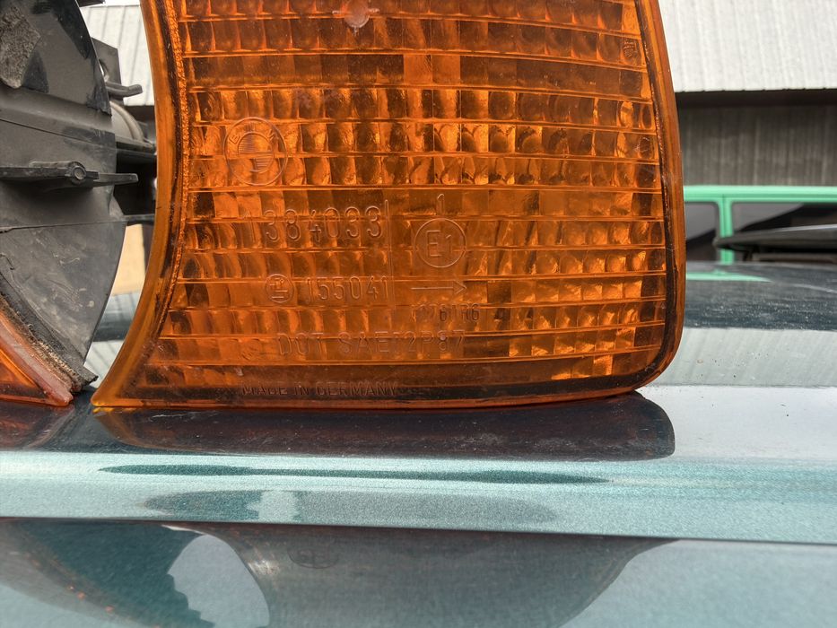 Передние повортники bmw34