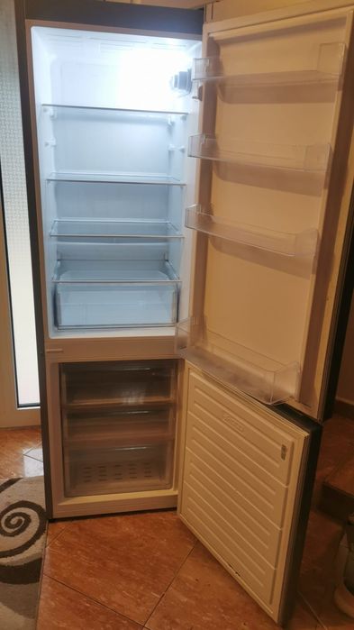 Reparatii mașini de spălat automata și led plasma cuprinde cu micround