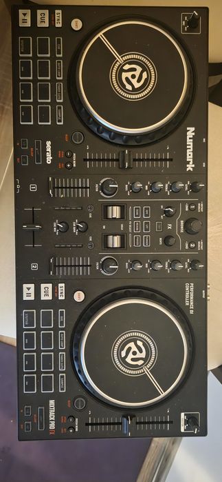 Numark mixtrack pro fx