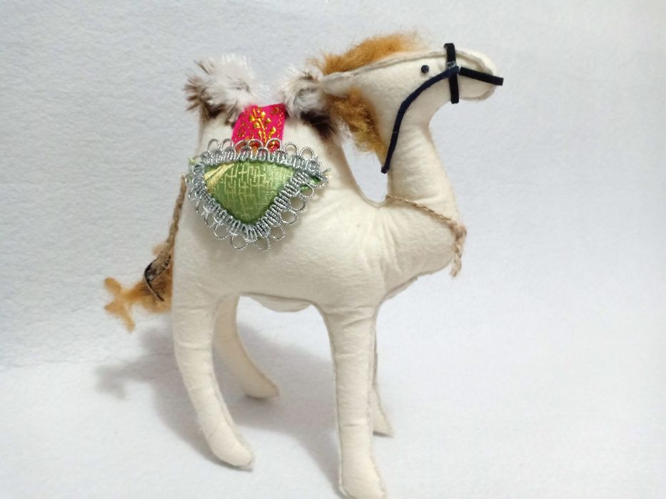 Верблюды сувенир ручной работы