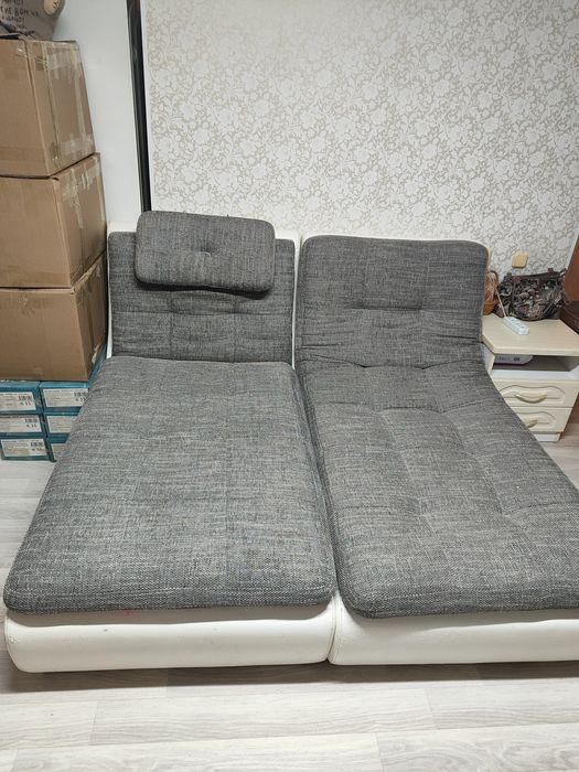 Диван угловой,раздвижной, трансформер.
