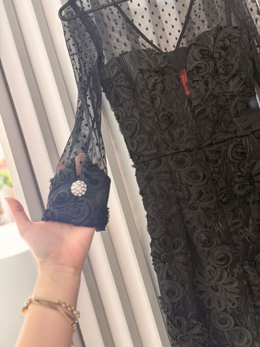 rochie eleganta cu spatele gol