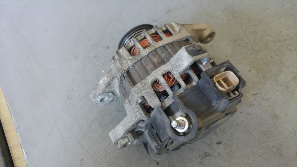 Alternator 1.2 b g4la hyundai i20 2655633 37300-03100
