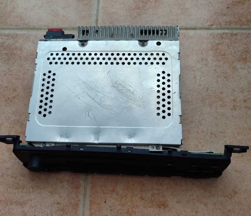 Радио с компактдиск за БМВ