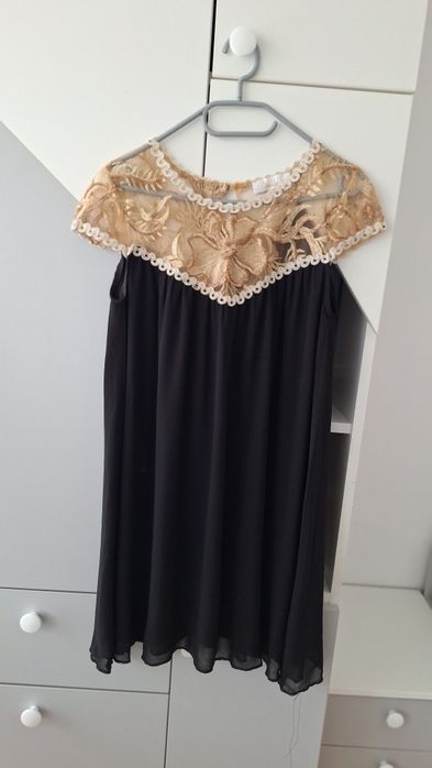 Rochita larga lejera, marimea 36 (potrivita pt gravide)