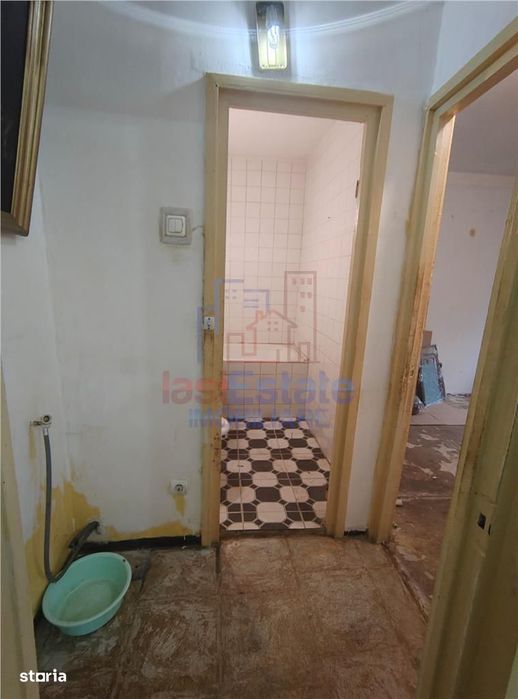 zona Mircea Cel Batran Apartament 2 camere etajul 1