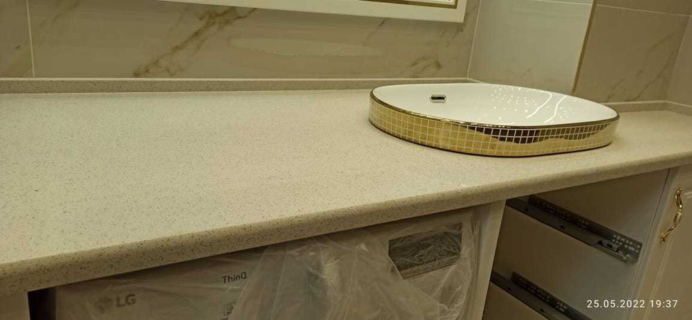 Столешница из искусственного камня кварц
