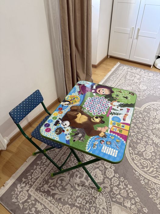 Детский стол со стульчиком