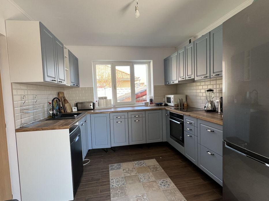 Casă de închiriat Sebes