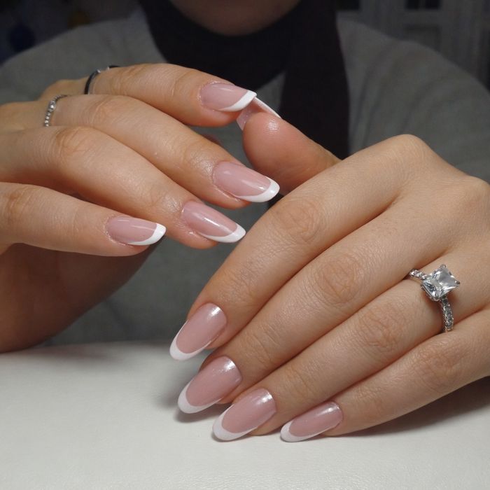 Маникюр,укрепление,наращивание верхние и нижние формы