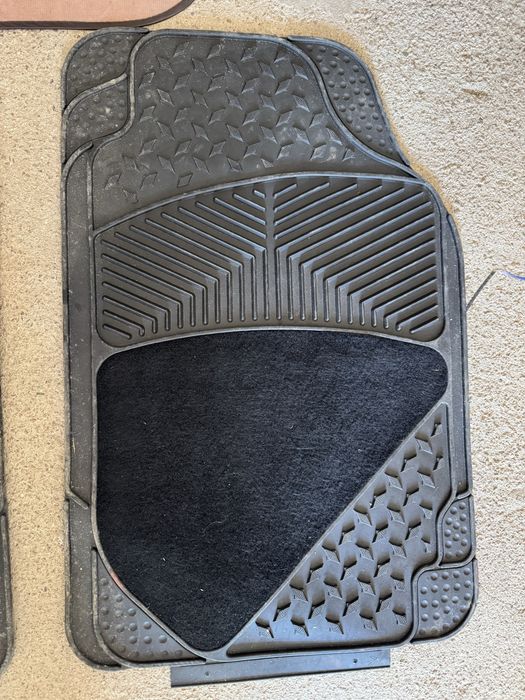 Стелки за кола, ползвани около 2 седмици с подарък  само