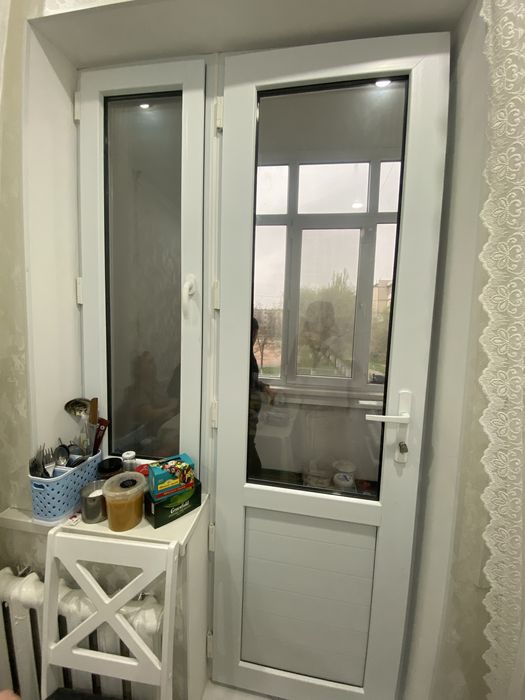 Дверь балконная!