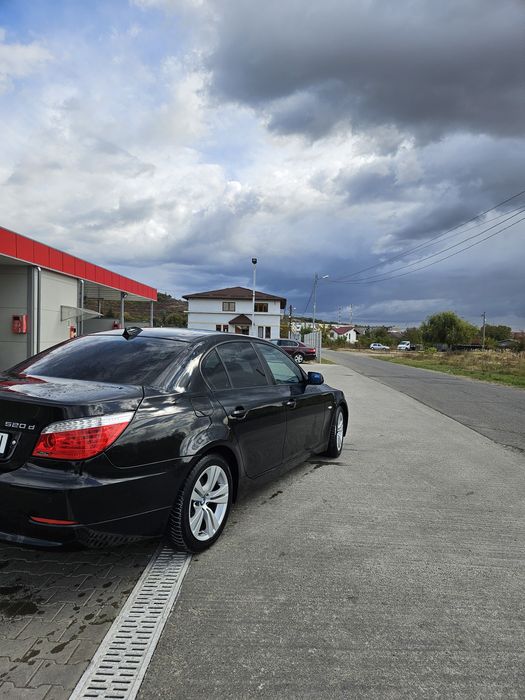 Vand bmw 520 d lci