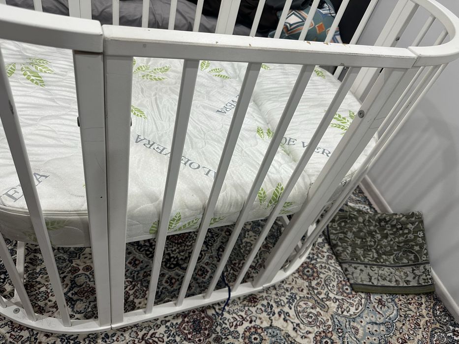 Продам кроватку для ребенка