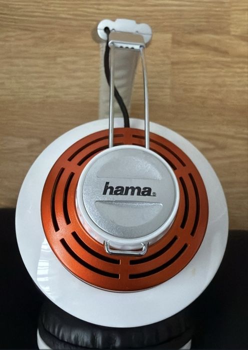 Casti hama cu microfon!