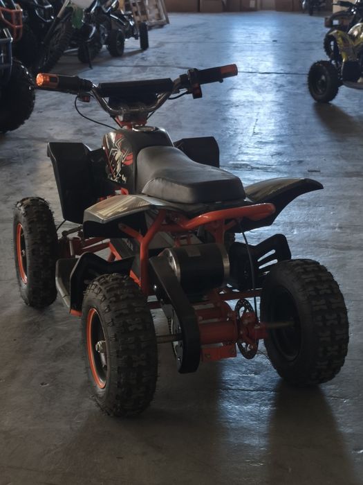 ATV quad 800w 36v la mâna a doua cu livrare in toată tara