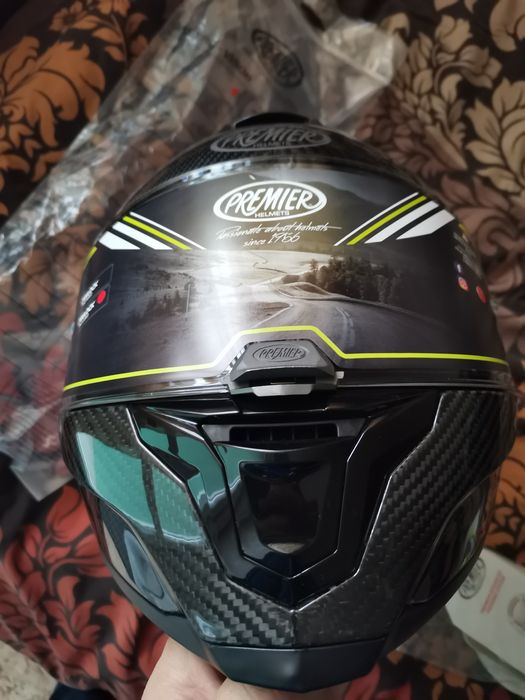 Карбонова Каска за мотор Premier Hyper Carbon 2 броя