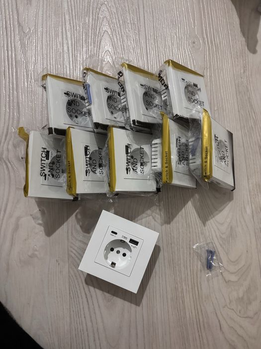 Розетка с type-s usb