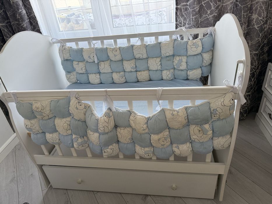 Манеж детский почти новый