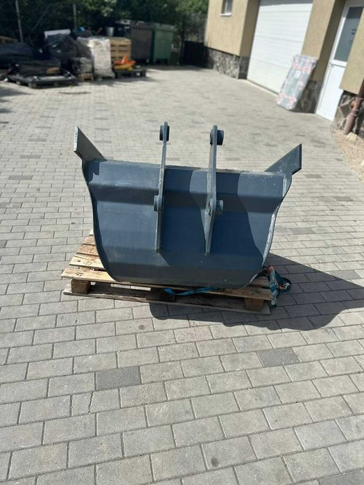 Cupa trapez pentru Komatsu WB93R - Piese de schimb Komatsu