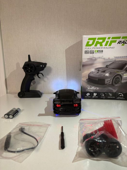 Дрифт машинка на радиоуправлении