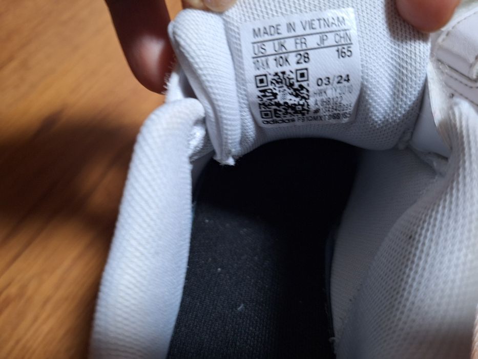 Маратонки Adidas u Puma