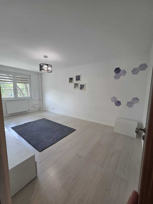 Inchiriere 3 Camere | Crangasi | 2 Bai | Partial Mobilat | Utilat Complet | Parcare