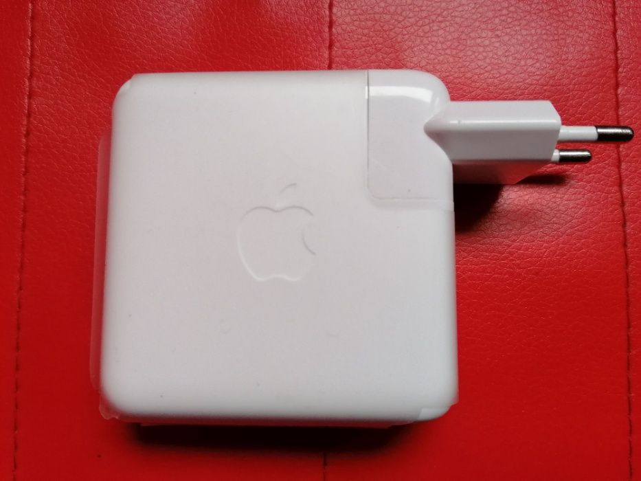 Incarcator priza Original Apple 61W USB-C Macbook Pro A1706 A1707