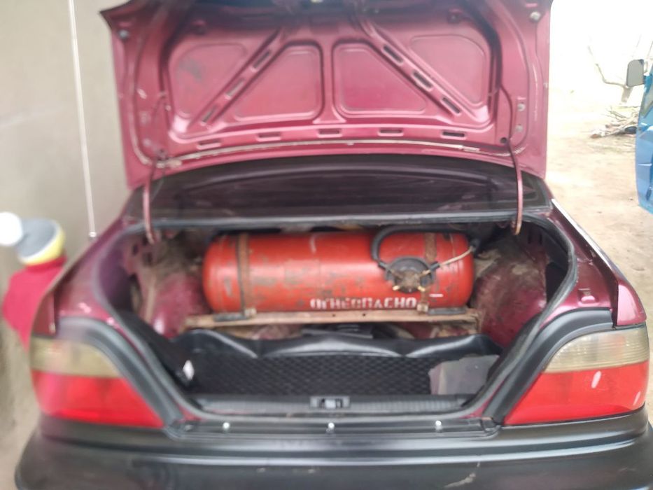 Nexia 1 sons sotiladi.