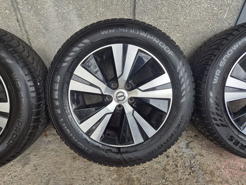 Jante Volvo originale V60, R16 Black + Diamond Cut
+ anvelope