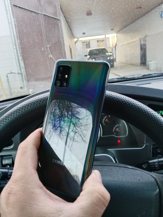 Самсунг А51,128гиг