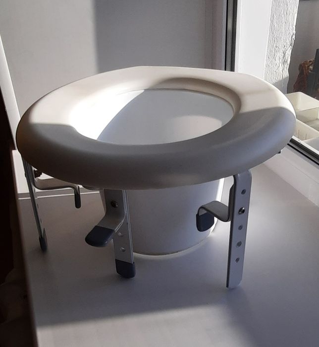Кресло - туалет для взрослых