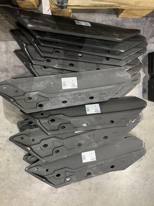 Kuhn pluglari uchun ITALIA da ishlab chiqarilgan ehtiyot qismlar