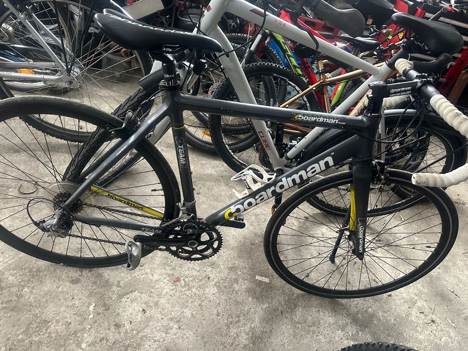 Bicicletă Cursiera Boardmann Extra